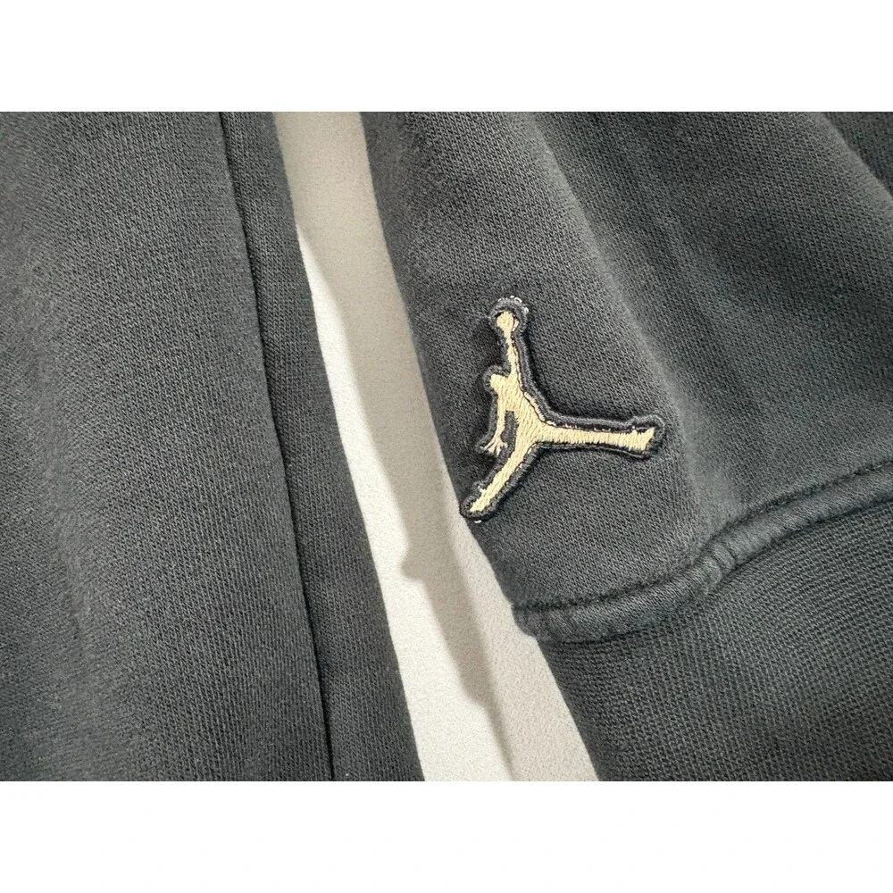 Jordan air essential